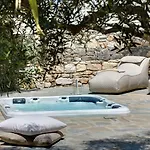 Amalgam Homes Paros * Амбелас