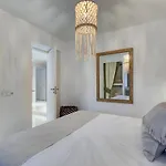 Amalgam Homes Paros *