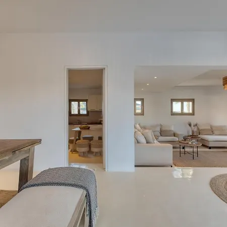 Amalgam Homes Paros فيلة أمبيلاس