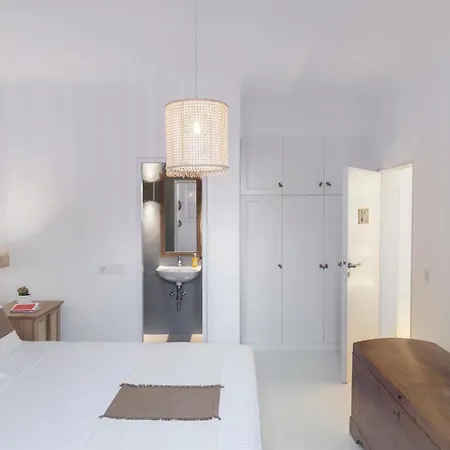 Amalgam Homes Paros *