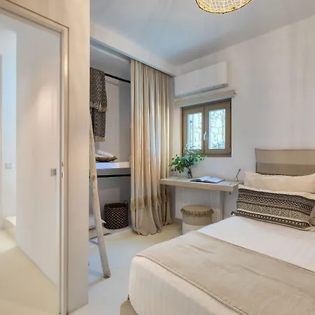 Amalgam Homes Paros فيلة أمبيلاس