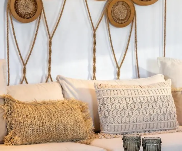 Amalgam Homes Paros * 安倍拉斯